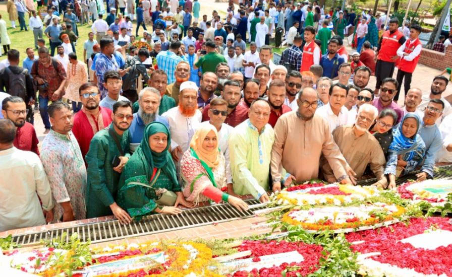 মহান স্বাধীনতা ও জাতীয় দিবসে সিলেট জেলা বিএনপির শ্রদ্ধা নিবেদন