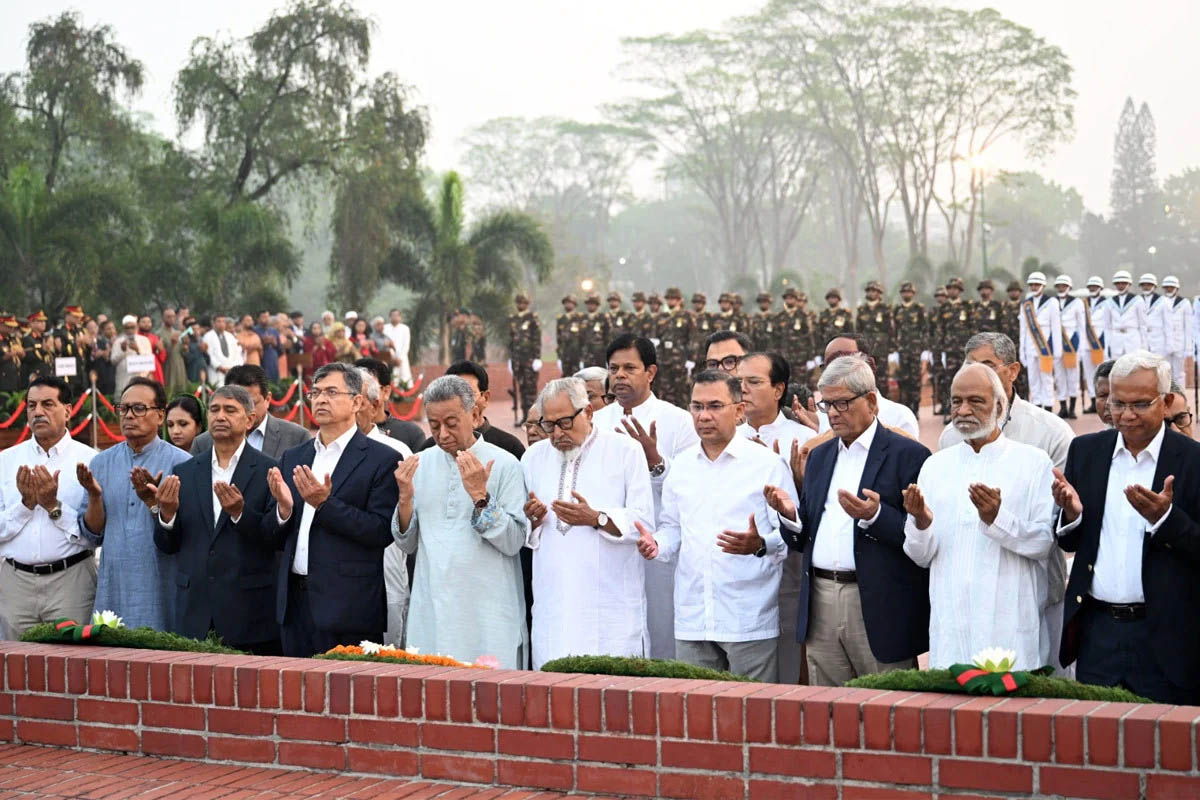 জাতীয় স্মৃতিসৌধে শ্রদ্ধা জানাল বিএনপি