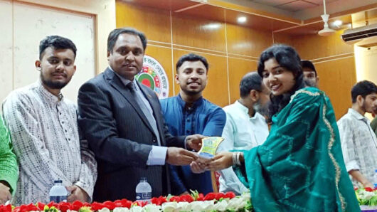 শিক্ষার্থীদের সমাধানকারীর ভূমিকায় অবতীর্ণ হতে হবে: ভিসি জহিরুল হক