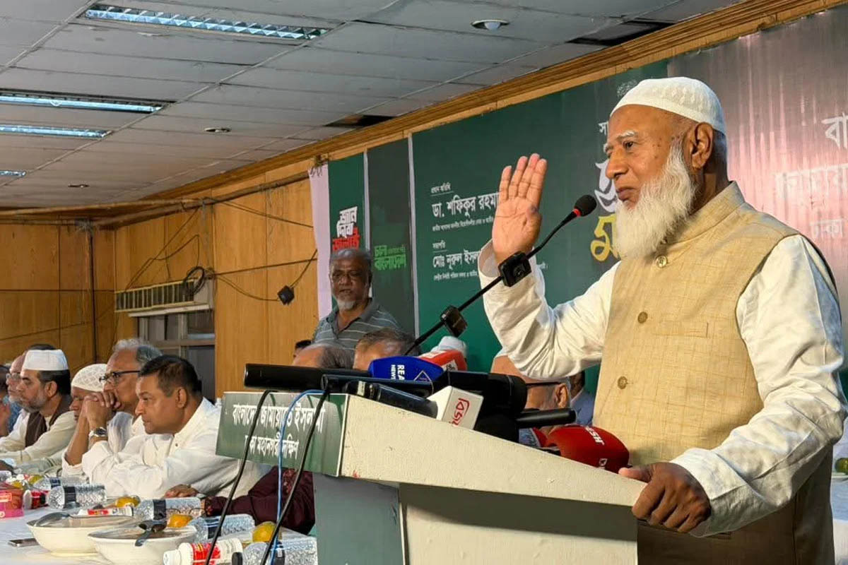 ‘সাংবাদিকতা সত্য-ন্যায় থেকে সরে গেলে রাষ্ট্রের অন্য তিনটি অঙ্গও দুর্বল হয়ে যায়’