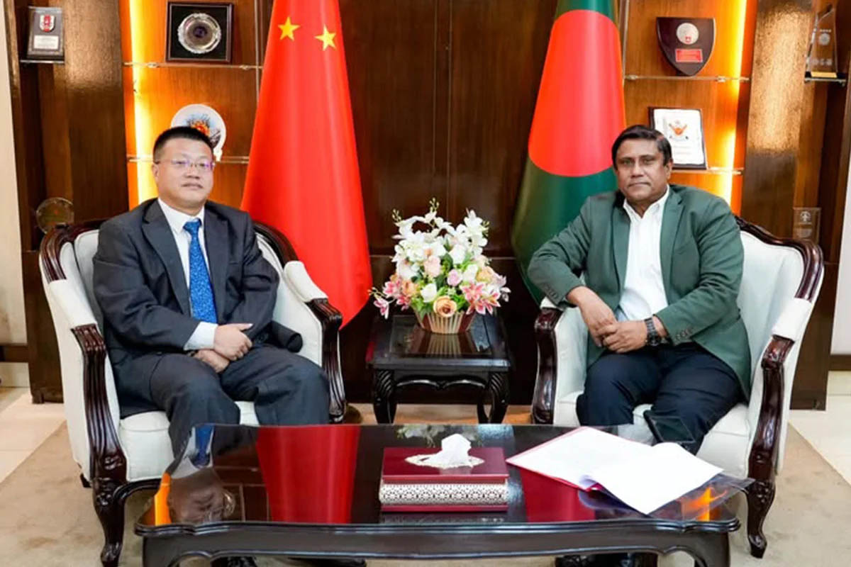 প্রধানমন্ত্রীর প্রতিরক্ষা উপদেষ্টার সঙ্গে চীনা রাষ্ট্রদূতের সাক্ষাৎ