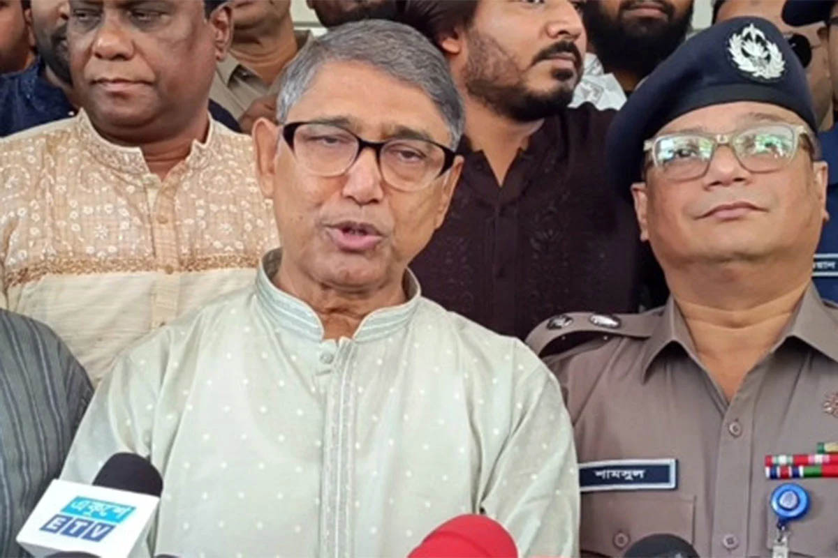 মুক্তিযুদ্ধ বিষয়ক মন্ত্রী আহমেদ আযম খান বলেছেন