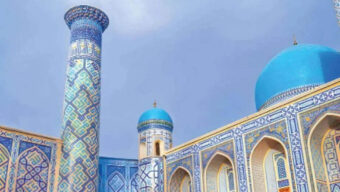 ইমামের সামাজিক মর্যাদা ও দায়িত্ব