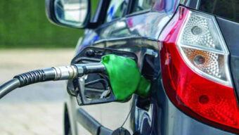 আপাতত বাড়ছে না জ্বালানি তেলের দাম