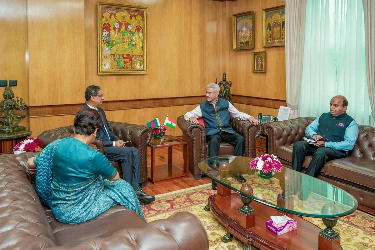 নয়াদিল্লিতে জয়শঙ্করের সঙ্গে হাইকমিশনার রিয়াজ হামিদুল্লাহর সাক্ষাৎ