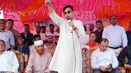 ‘দেশে যেন গরীব মানুষ না থাকে সরকার সেই কার্যক্রম শুরু করেছে’