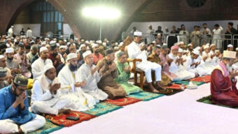 সংসদ প্লাজায় ঈদের জামাত অনুষ্ঠিত, অংশ নেন স্পিকার