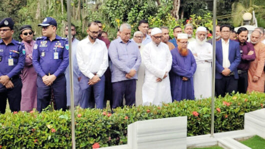 প রি স্থি তি খা রা প হলে প্রবাসীদের দেশে আনার প্রস্তুতি রয়েছে: আরিফুল হক চৌধুরী
