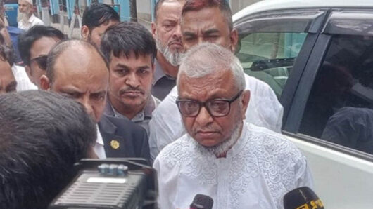 যু দ্ধে র প্র ভা ব রেমিট্যান্সে পড়ার আ শ ঙ্কা : প্রবাসীকল্যাণ মন্ত্রী আরিফ