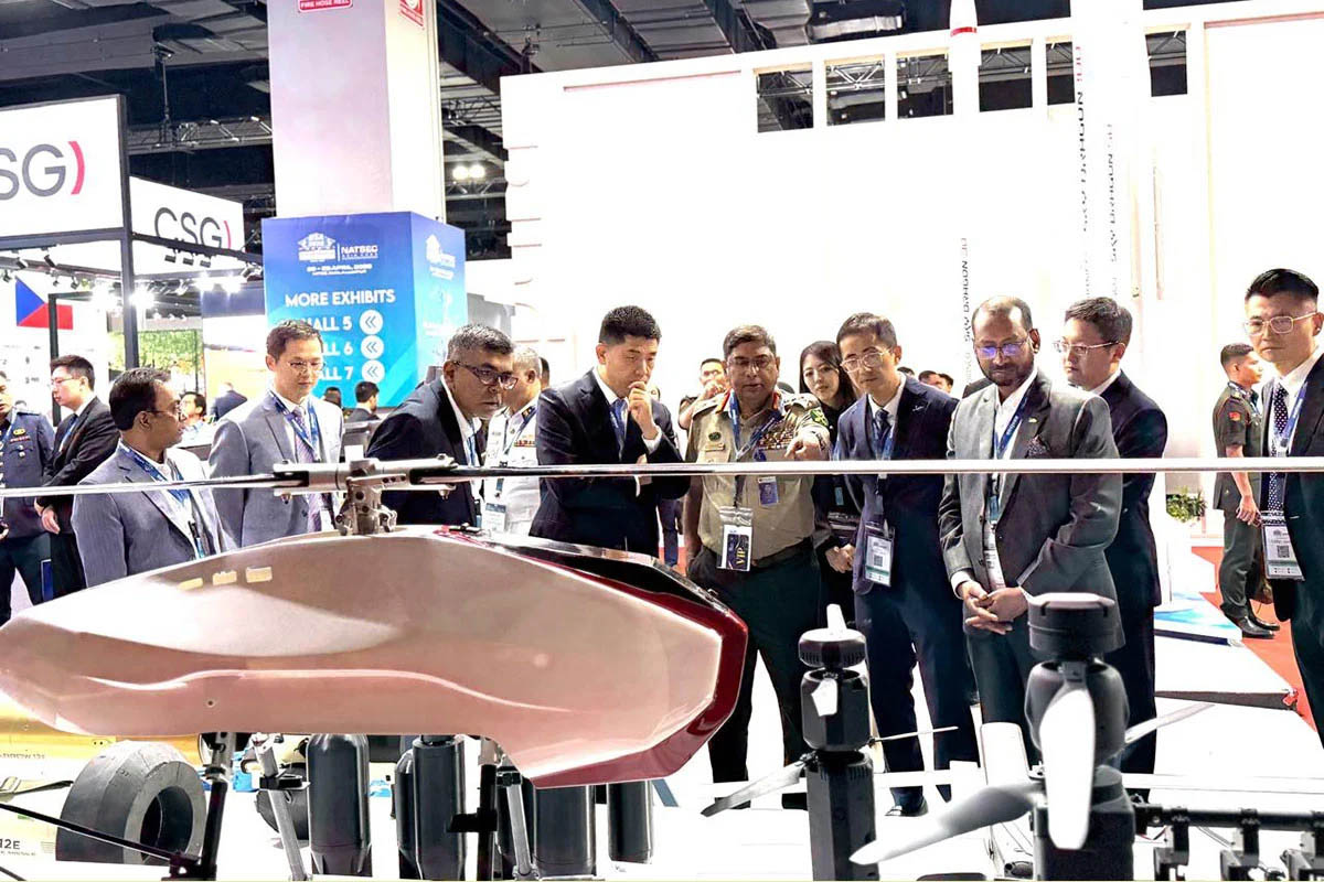 চার দিনের সফরে মালয়েশিয়ায় সেনাবাহিনী প্রধান