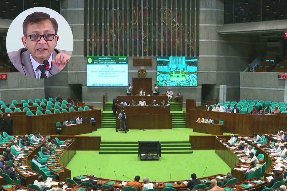 সংসদে বাণিজ্যমন্ত্রী