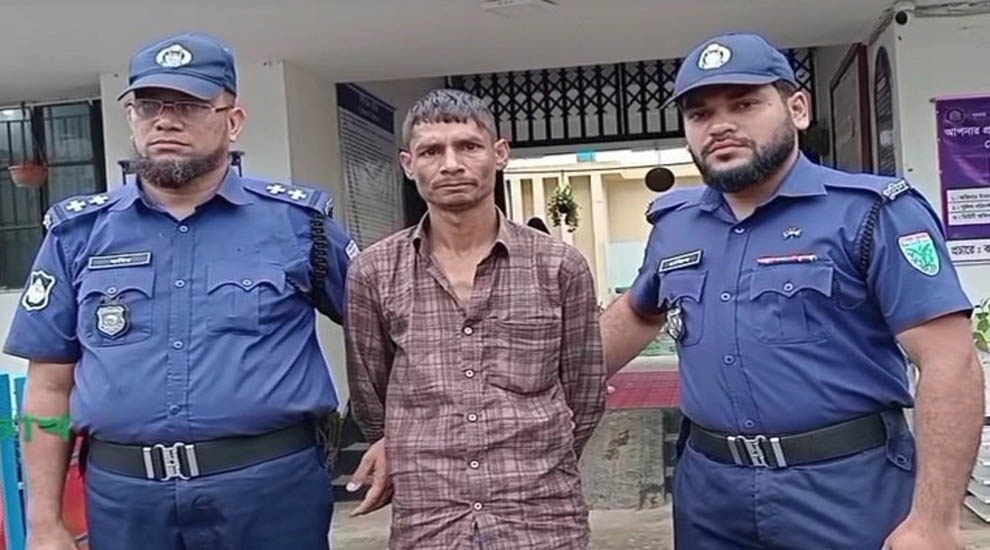 কানাইঘাটে স্ত্রীকে হ ত্যার পর ভারতে পালানোর সময় গ্রে প্তা র স্বামী