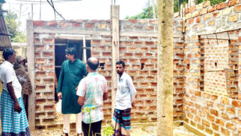 জৈন্তাপুরে অসহায় পরিবারের ঘর নির্মাণে তোফায়েল আহমদের অনুদান