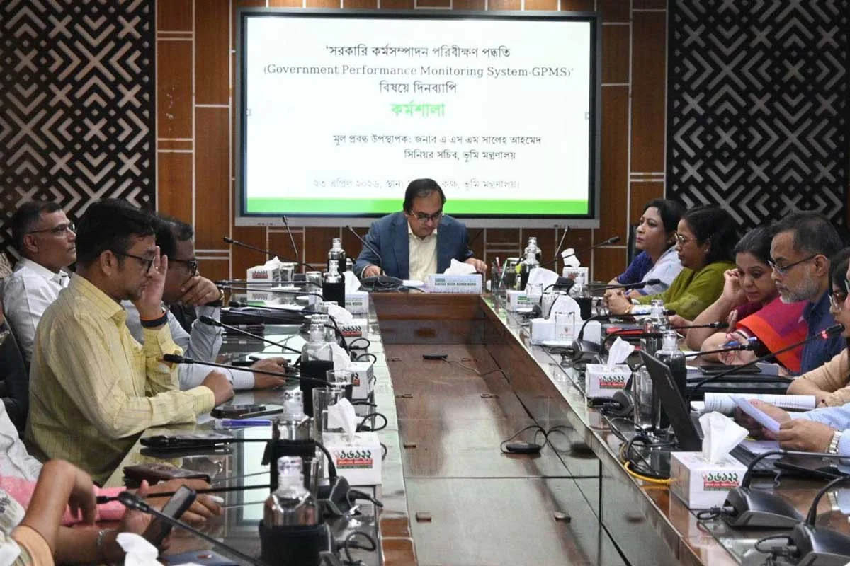 ভূমি মন্ত্রণালয়ের সিনিয়র সচিব এ এস এম সালেহ আহমেদ বলেছেন