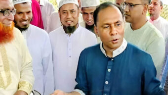 ‘শিক্ষকরা কোনো দলের নেতা নন, রাজনীতি করলে শিক্ষকতা ছেড়ে দিন’