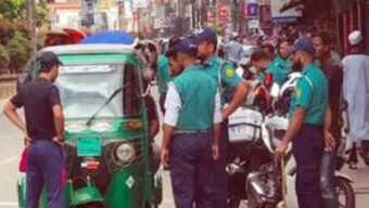 সিলেটে ১২০ যানবাহনের বি রু দ্ধে পুলিশের ব্যবস্থা