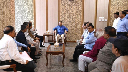 প্রধানমন্ত্রীর সঙ্গে পূজা উদযাপন পরিষদ প্রতিনিধিদলের সাক্ষাৎ