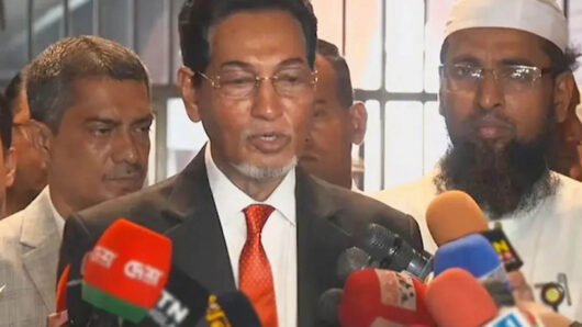 দুই লাখ টন তেল নিয়ে দুটি জাহাজ বন্দরে নোঙর করেছে: চিফ হুইপ