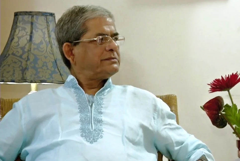 সস্ত্রীক সিঙ্গাপুর গেলেন মির্জা ফখরুল