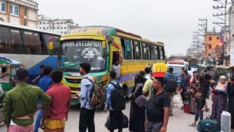 ঈদের দ্বিতীয় দিনেও ঘরমুখো মানুষের ভিড়