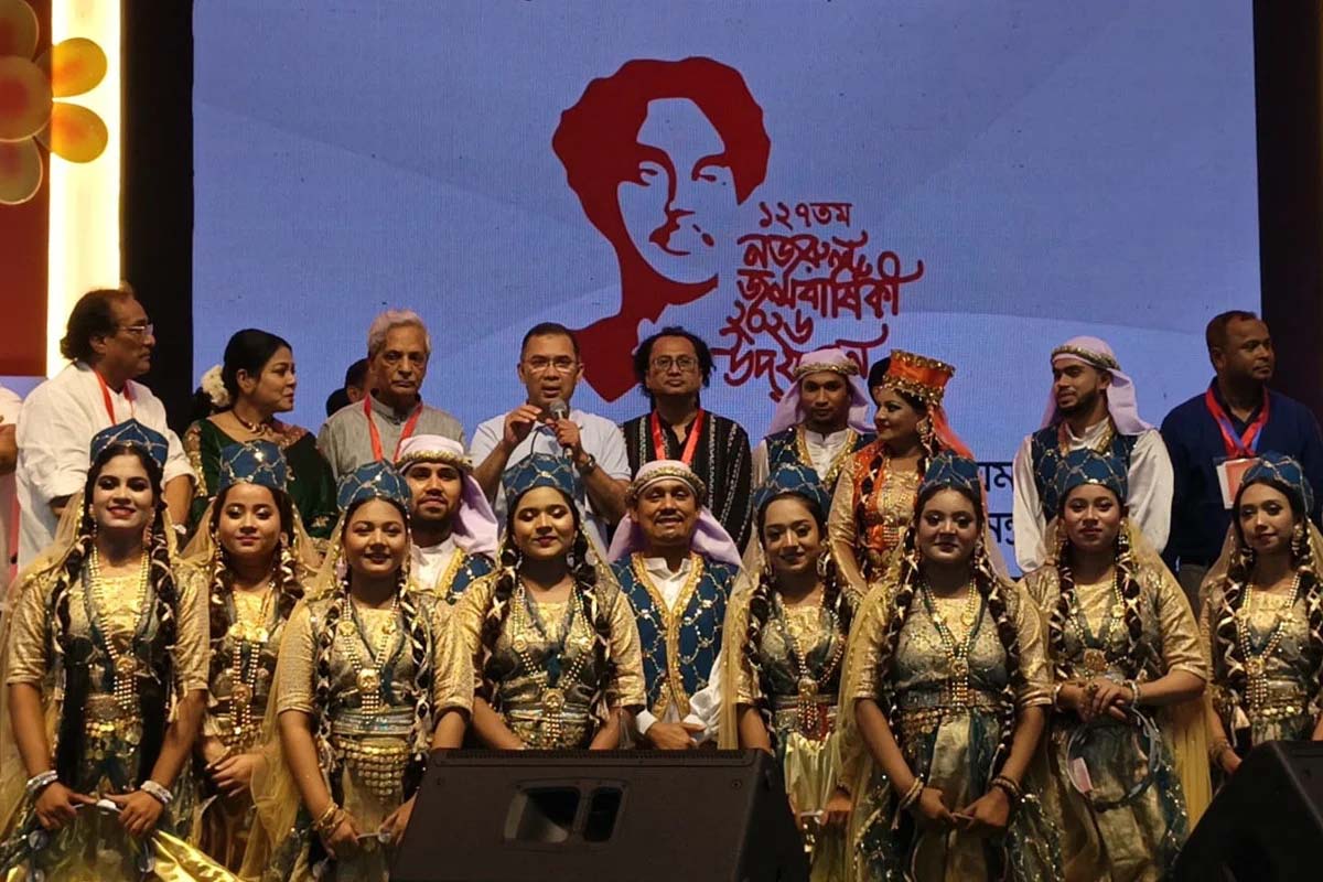 আগামী এক বছরকে ‘নজরুল বর্ষ’ ঘোষণা প্রধানমন্ত্রীর