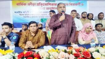 লেখাপড়ার পাশাপাশি শিক্ষার্থীদের খেলাধুলাও করতে হবে: এমপি এমরান