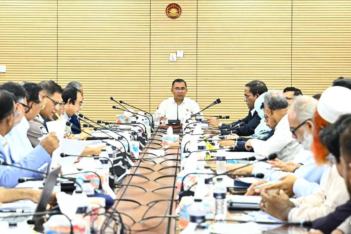 ট্রাফিক ব্যবস্থাপনা আধুনিকায়নে প্রধানমন্ত্রীর সভা