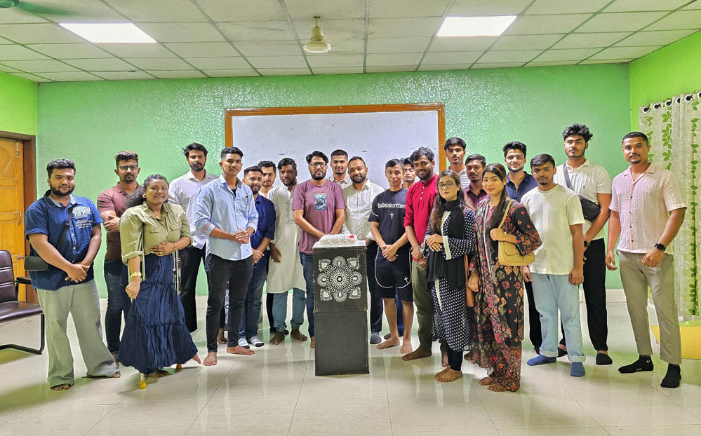 সিলেটে জমকালো আয়োজনে ‘র‍্যানওয়ে ম্যানিয়াক’ মডেল এজেন্সির ৯ বছর পূর্তি উদযাপন