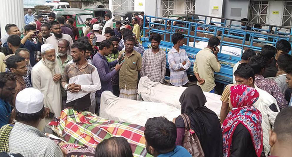 সিলেটে ট্রাক ও পিকআপ সং ঘ র্ষে নি হ ত বেড়ে ৯