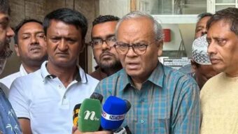 বিরোধীদল সরকারের সমালোচনা করবে, তবে হতে হবে গঠনমূলক: রিজভী