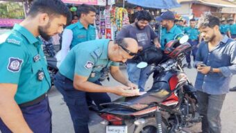 সিলেটে ক ঠো র পুলিশ, আ ট ক ১৩ হাজার ৯০০ যানবাহন