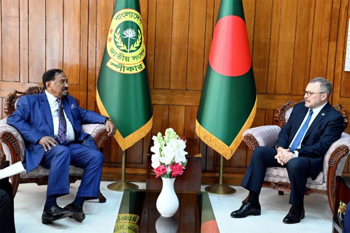স্পিকারের সাথে রাশিয়ার রাষ্ট্রদূতের সৌজন্য সাক্ষাৎ