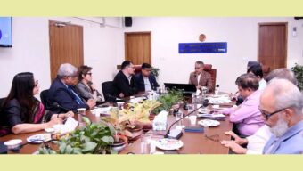 সেতুমন্ত্রীর সঙ্গে বিশ্ব ব্যাংকের প্রতিনিধিদলের বৈঠক