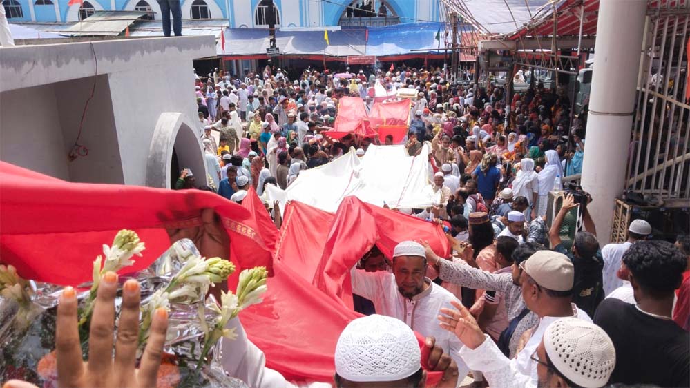 শুরু হলো শাহজালাল (রহ.) এর ওরস: ভক্তদের ঢল