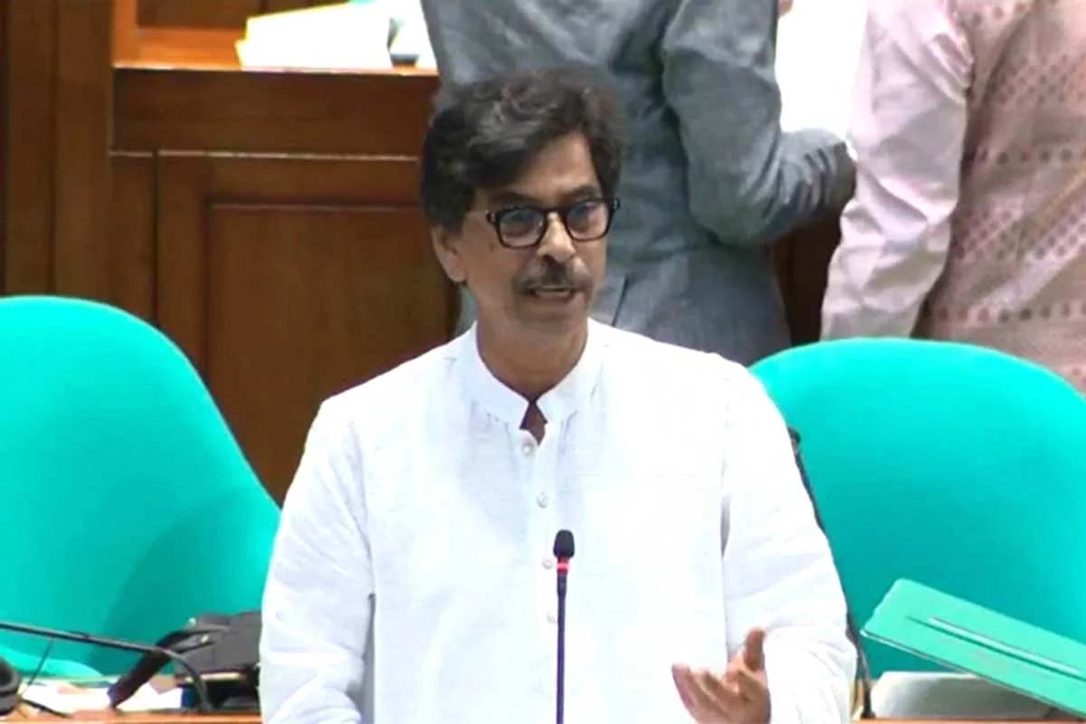 মাছ উৎপাদনে বাংলাদেশ স্বয়ংসম্পূর্ণতা অর্জন করেছে : মৎস্য ও প্রাণিসম্পদ মন্ত্রী