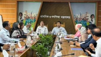 আগস্টের মধ্যেই শিক্ষার্থীদের মাঝে ইউনিফর্ম ও জুতা বিতরণ শুরু করতে চায় সরকার