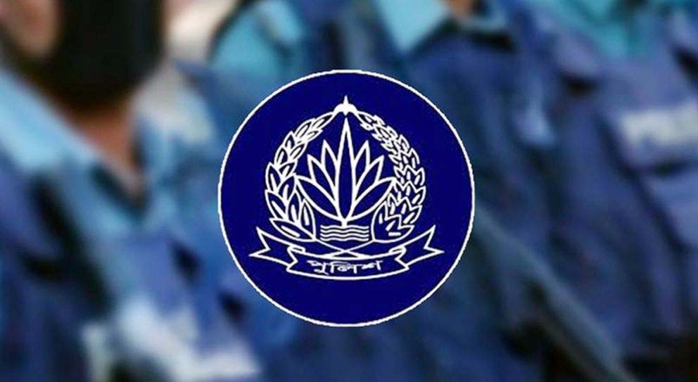 সিলেটে পুলিশের অ ভি যা ন, শতাধিক গ্রে ফ তা র