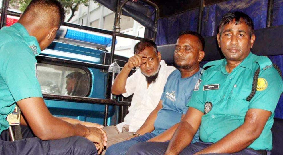 সিলেটে যে কারণে রেজিস্ট্রি অফিসে সা জা দেওয়া হল কামরুল ও মিটুকে