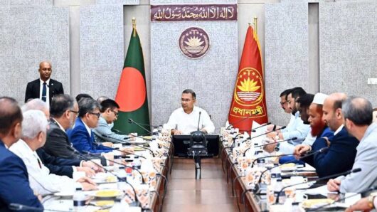 চা শিল্পের বিকাশে সর্বাত্মক সহযোগিতার আশ্বাস প্রধানমন্ত্রীর