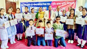 স্কলার্সহোম শিবগঞ্জ শাখায় কৃতি শিক্ষার্থীদের সংবর্ধনা
