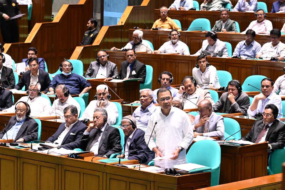 একটি দেশকে সুবিধা দিতে চিকিৎসাব্যবস্থা ধ্বং স করেছিল ফ্যাসিবাদী সরকার : প্রধানমন্ত্রী