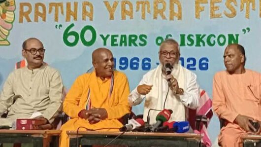 দুবাইয়ের ভিসার মেয়াদ বৃদ্ধির জন্য কূটনৈতিক পর্যায়ে কাজ চলছে: প্রবাসীকল্যাণমন্ত্রী