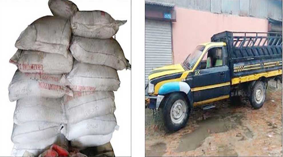 আম্বরখানা থেকে আটক টাটা ডিআই, জ ব্দ বস্তা বস্তা চোরাই পণ্য