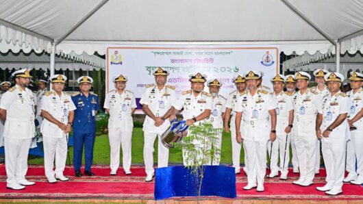 নৌবাহিনীর ‘বৃক্ষরোপণ অভিযান-২০২৬’ উদ্বোধন