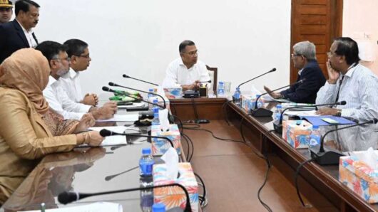 প্রধানমন্ত্রীর সভাপতিত্বে ধানমণ্ডি-গুলশান লেক সংস্কারবিষয়ক বৈঠক