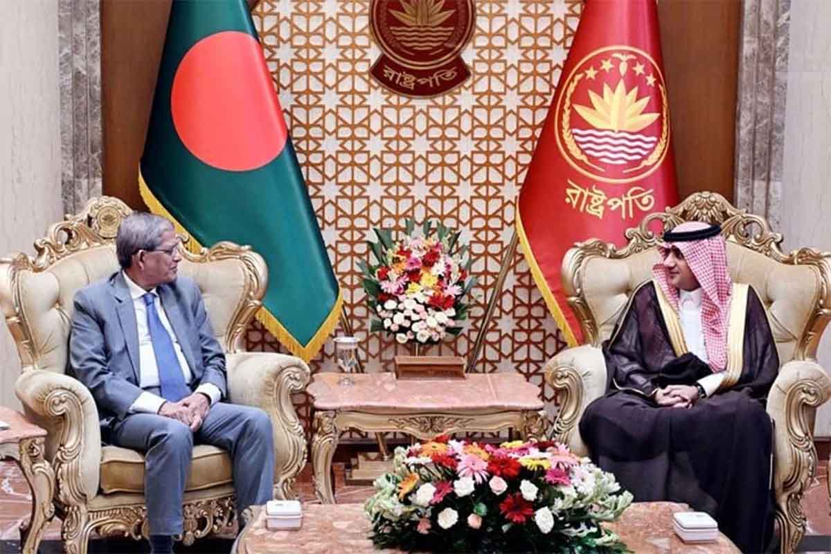রাষ্ট্রপতির সঙ্গে সৌদি রাষ্ট্রদূতের সৌজন্য সাক্ষাৎ