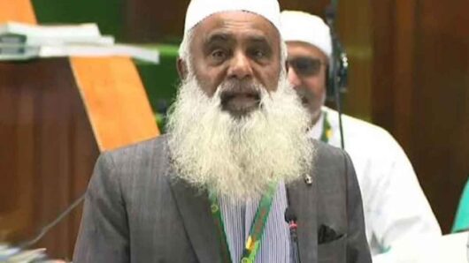 দাড়ি নবীর সুন্নত, ক টা ক্ষ করার এখতিয়ার কারও নেই: সংসদে মনিরুল হক চৌধুরী