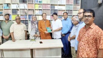 বই মানুষকে শুধু জ্ঞানী নয়, মানবিকও করে তোলে: বিচারপতি খিজির আহমেদ