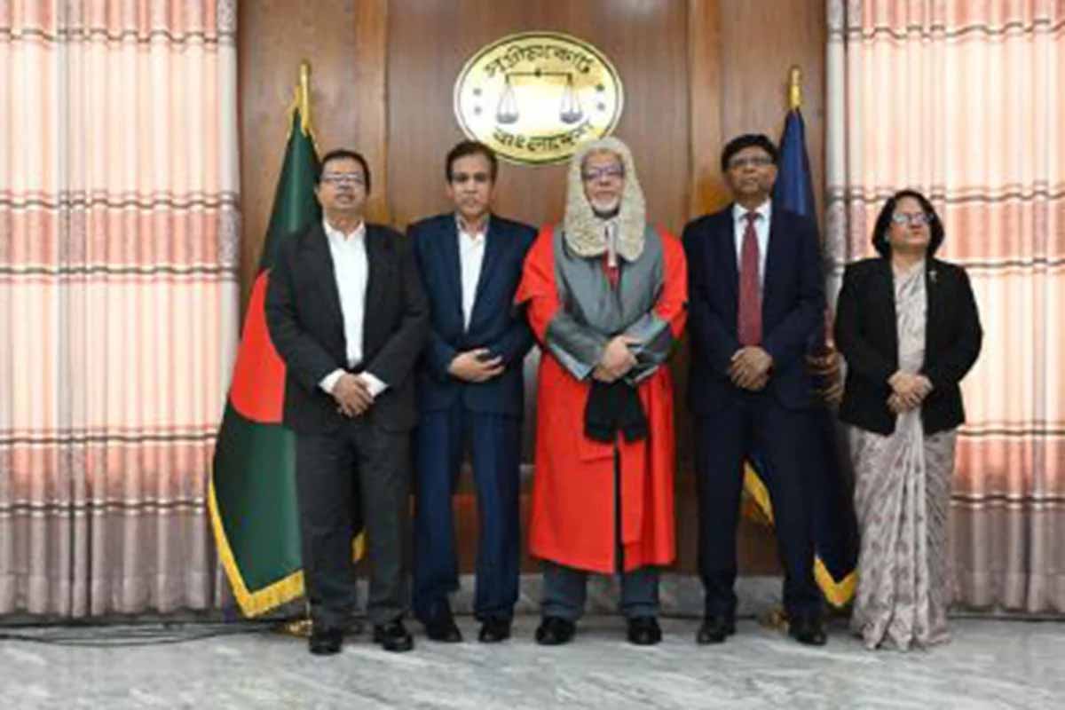 শপথ নিলেন পিএসসির নতুন চার সদস্য