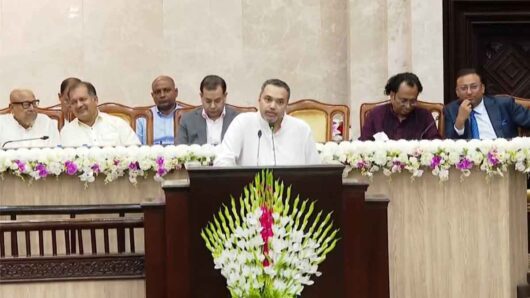 সরকারের ৬ মাসে নতজানু পররাষ্ট্রনীতির অবসান হয়েছে : মাহদী আমিন